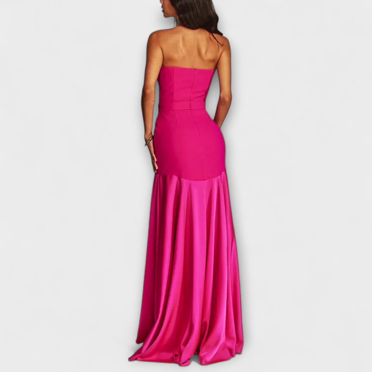 Style200™ | Vada Off-Shoulder Maxi Dress in Flowing Fabric