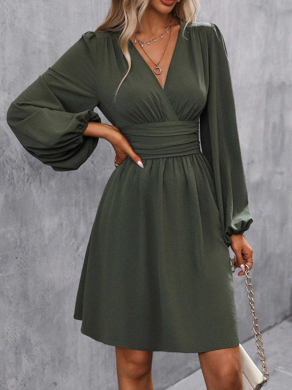 Zélie™ | Nicole - Elegant Pleated Midi Dress