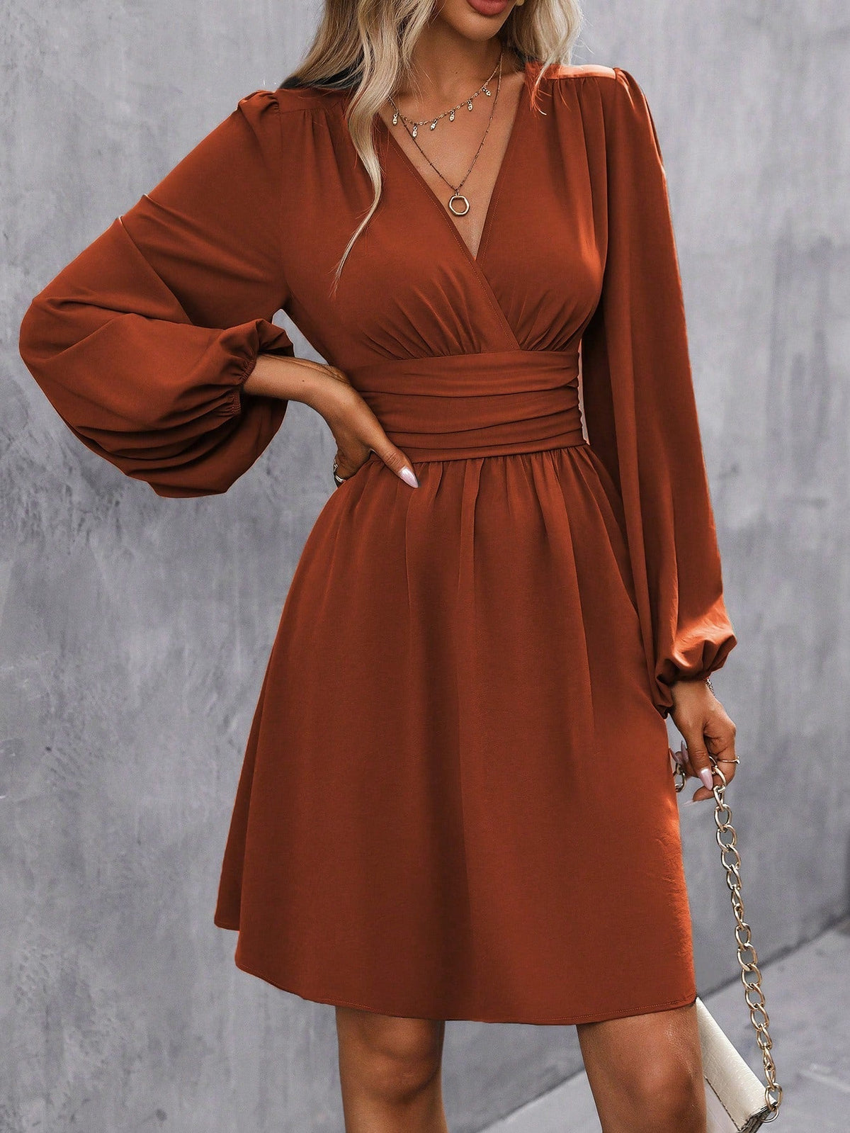 Zélie™ | Nicole - Elegant Pleated Midi Dress