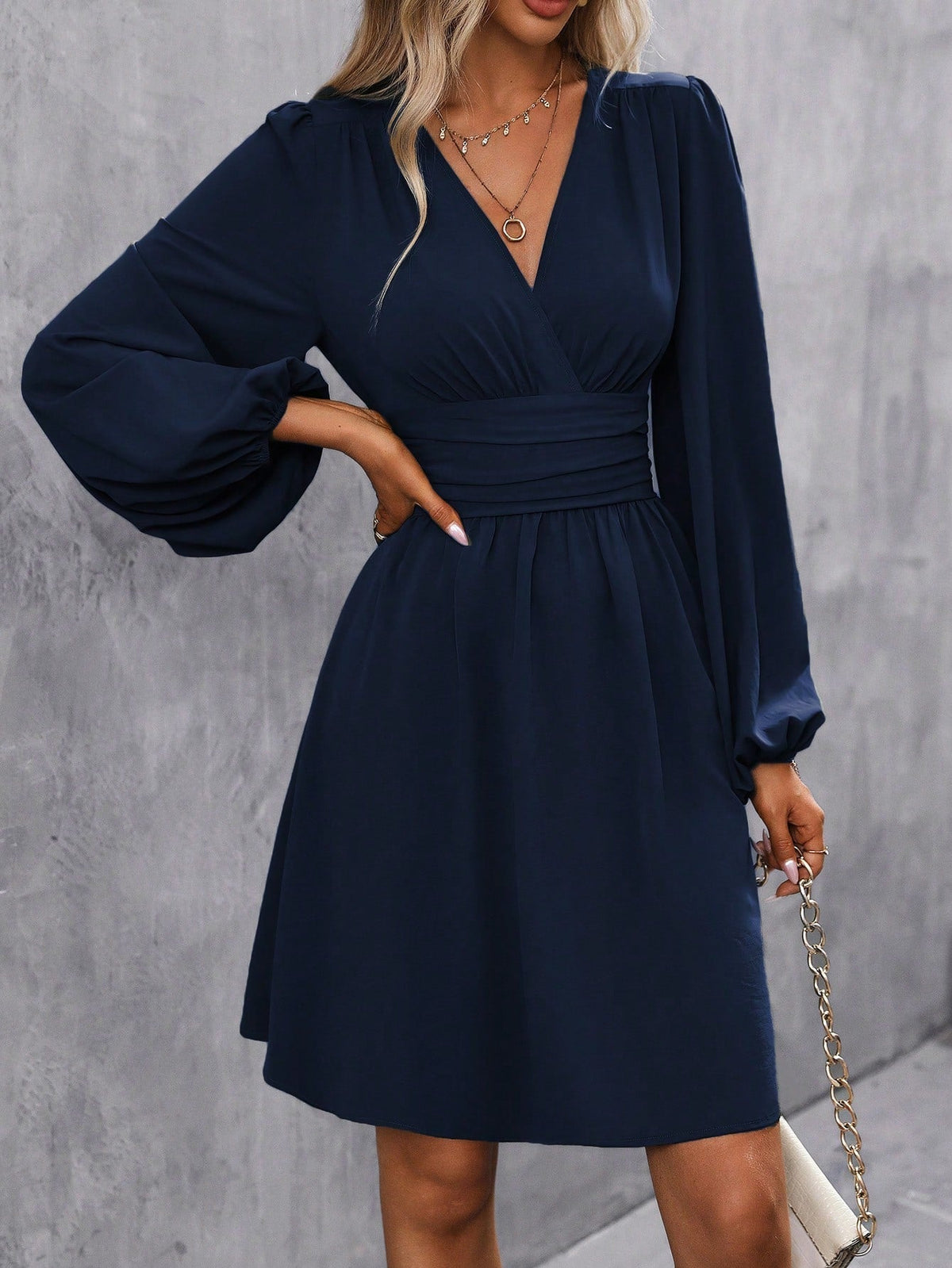 Zélie™ | Nicole - Elegant Pleated Midi Dress