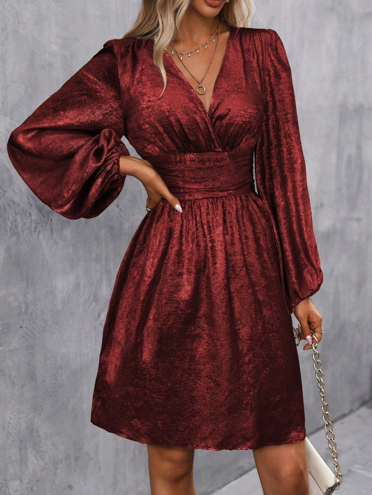 Zélie™ | Nicole - Elegant Pleated Midi Dress