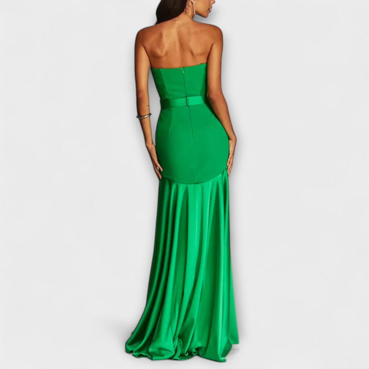Style200™ | Vada Off-Shoulder Maxi Dress in Flowing Fabric