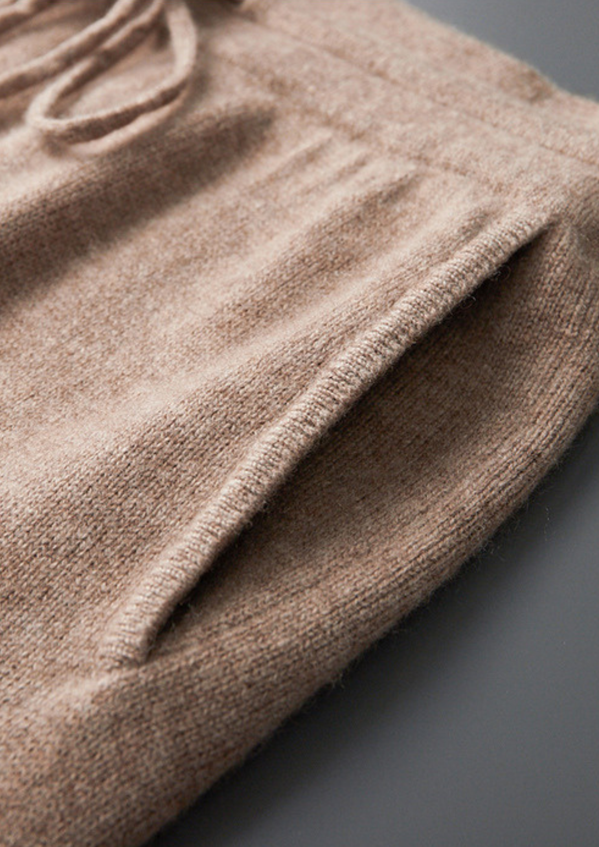 Theodore Cashmere-Feel Leisure Joggers