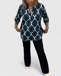 Chic Blouse for Office and Evening Wear