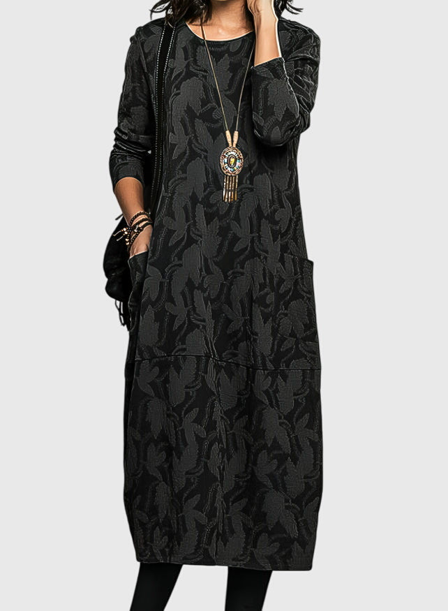 Victoria™ | Chic Round-Neck Dress for Any Occasion