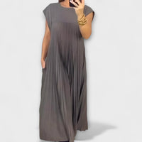 Style200™ | Zairelle – Chic Pleated Dress for Any Occasion