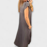 Style200™ | Zairelle – Chic Pleated Dress for Any Occasion