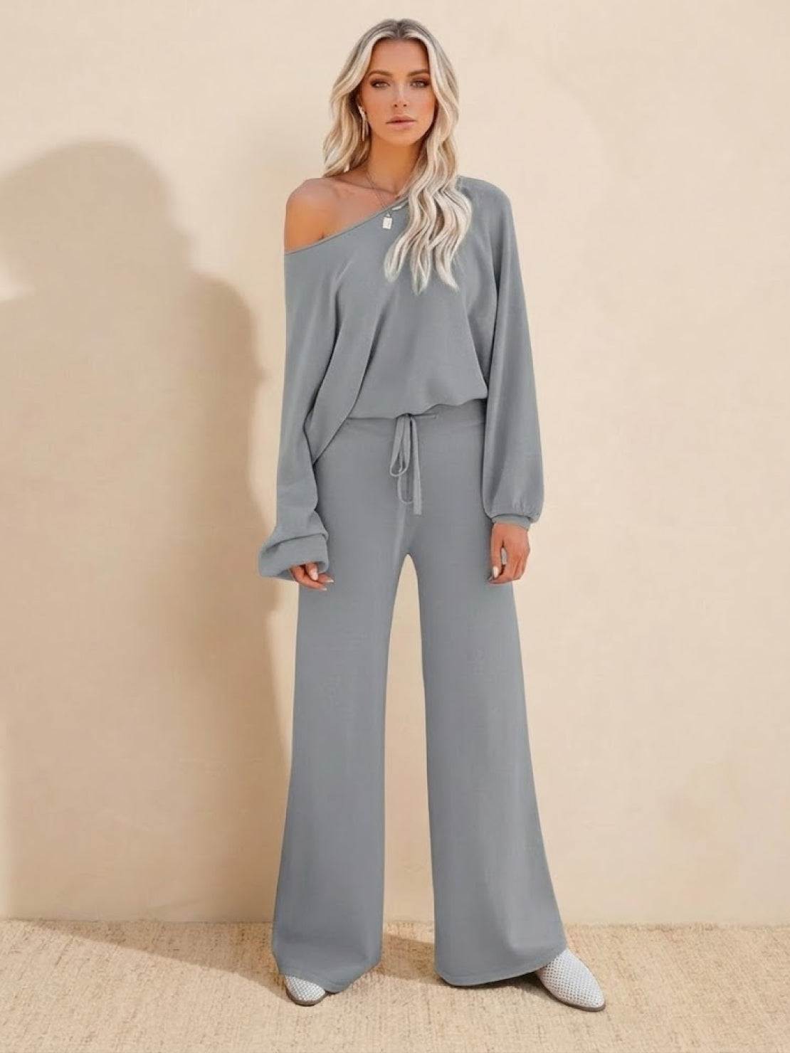 Hailey™ | Women's Cropped Sweatshirt and Wide-Leg Pants Lounge Set