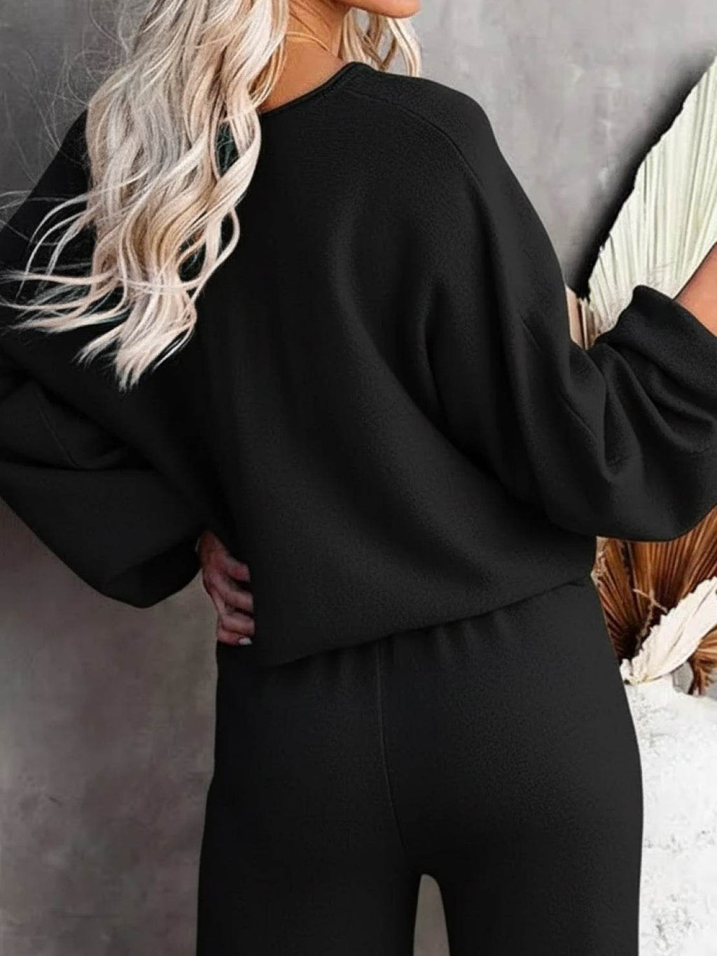 Hailey™ | Women's Cropped Sweatshirt and Wide-Leg Pants Lounge Set