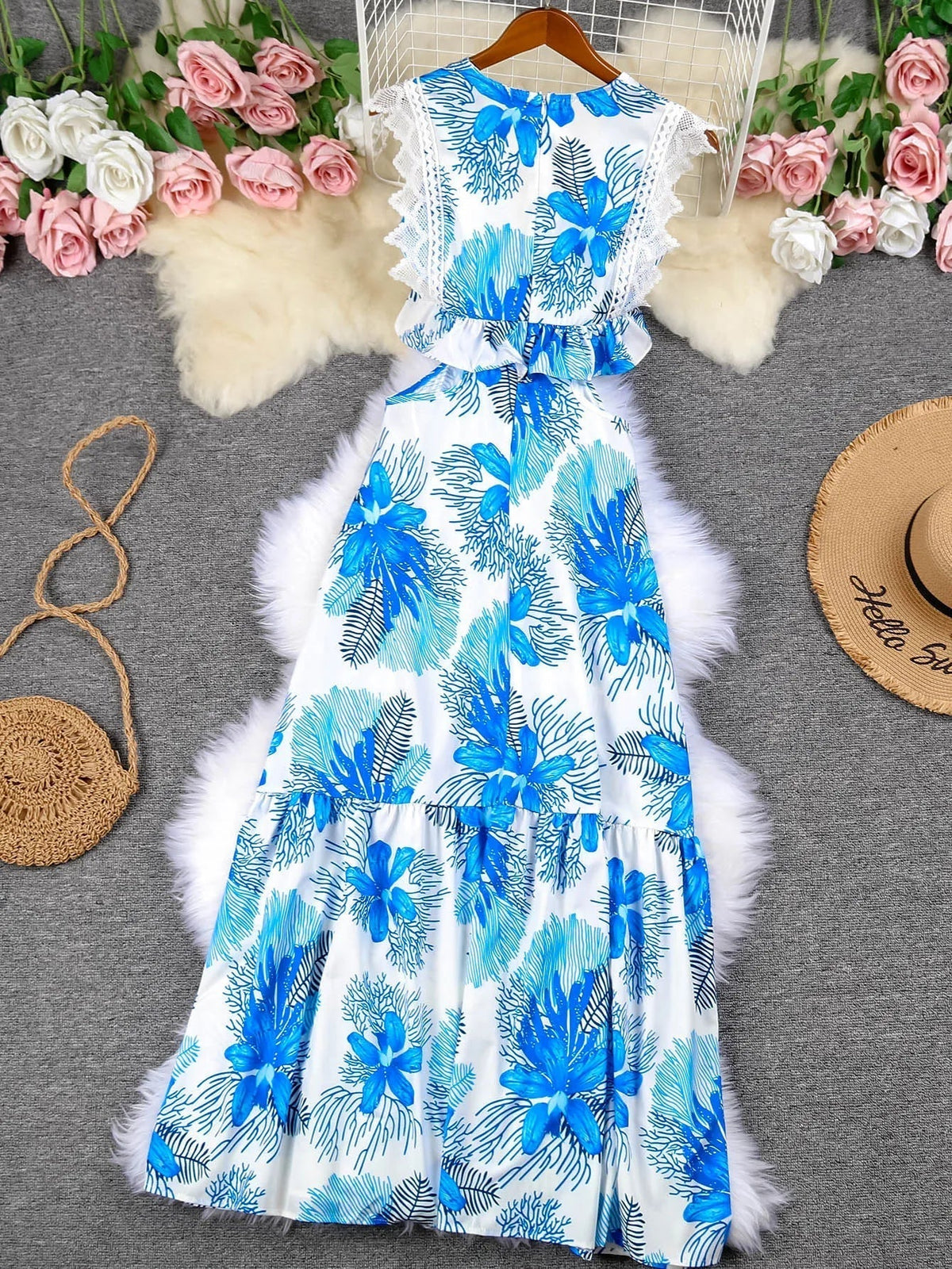 Madeleine™ | Trendy Sleeveless Lace Wedding Guest Dress