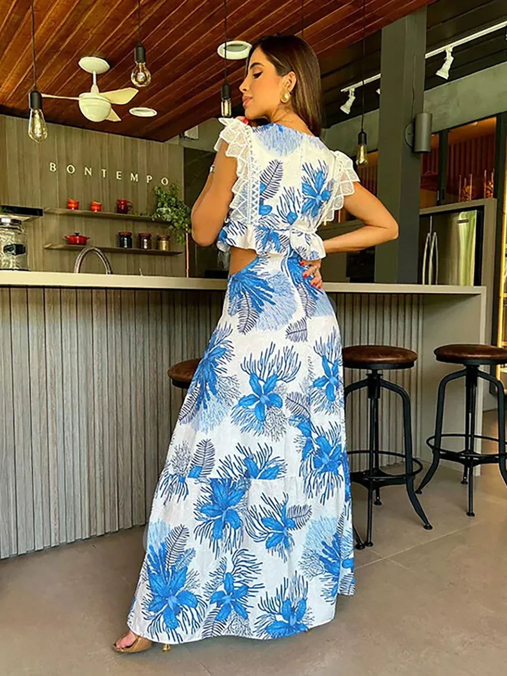 Madeleine™ | Trendy Sleeveless Lace Wedding Guest Dress
