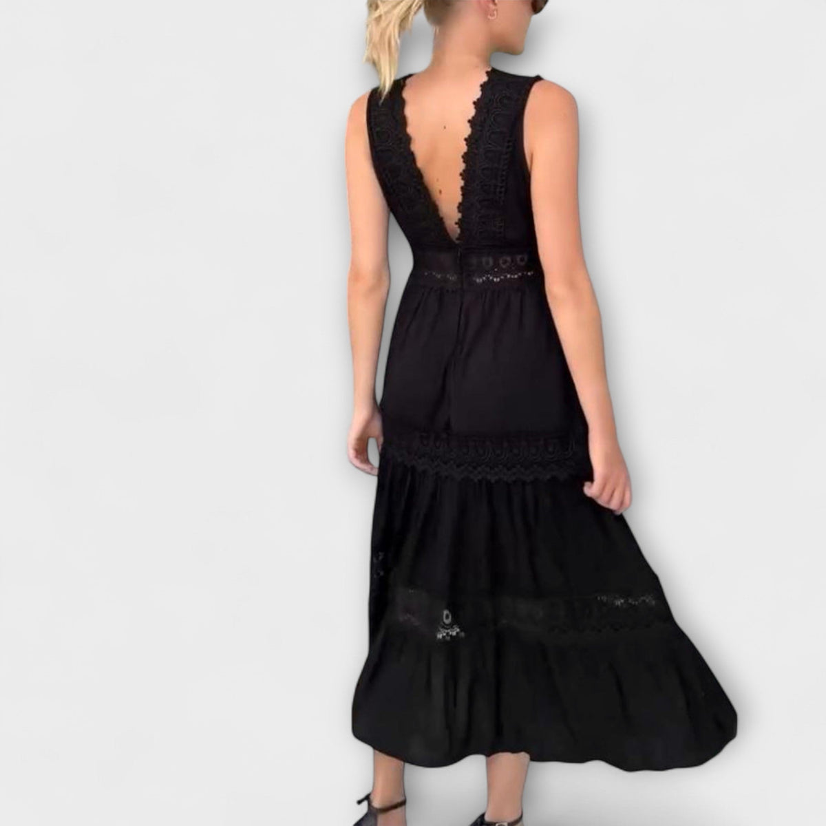 Style200™ | Aurélie - Chic V-Neck Lace Evening Dress
