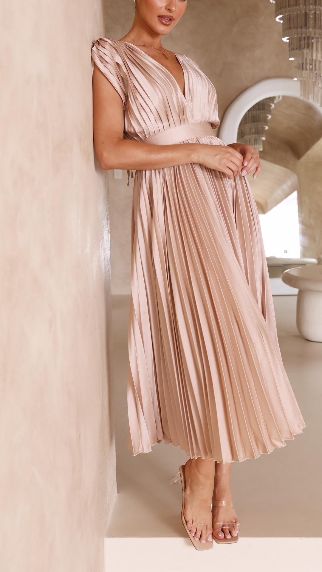 Narcisse™ | Lily - Pleated Maxi Dress