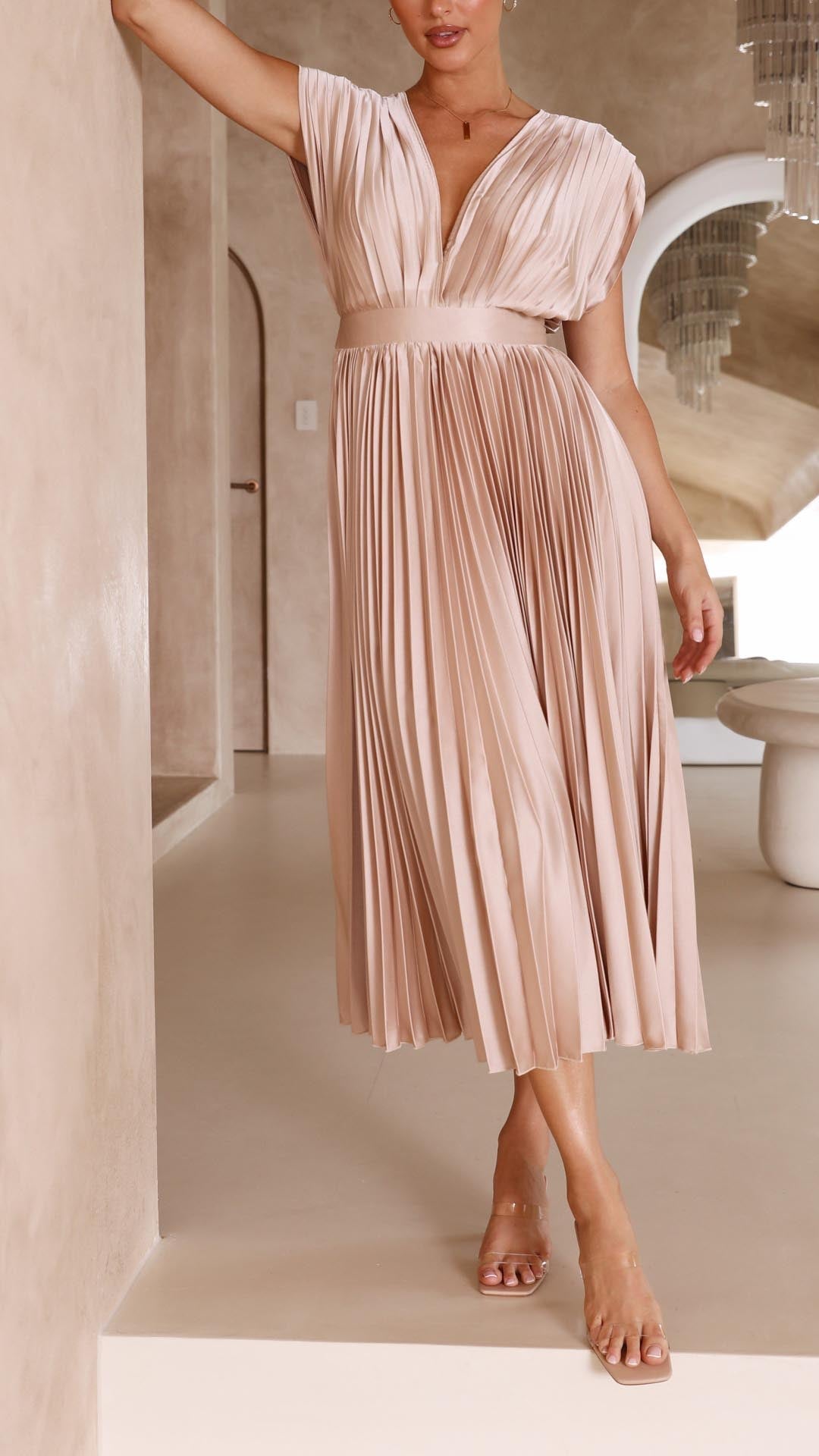 Narcisse™ | Lily - Pleated Maxi Dress