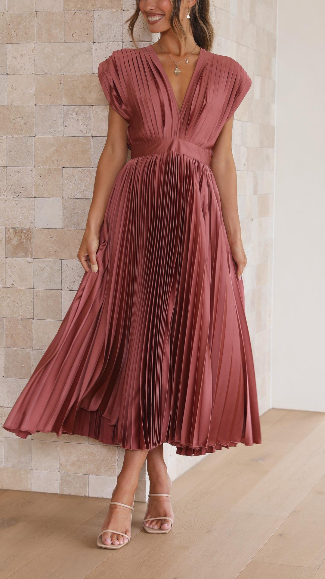 Narcisse™ | Lily - Pleated Maxi Dress