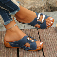 Everly™ | Women's Cushioned Adjustable Buckle Sandals