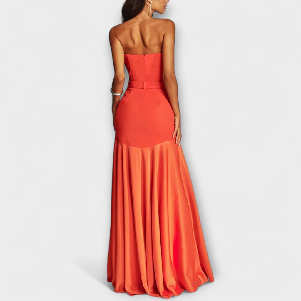 Style200™ | Vada Off-Shoulder Maxi Dress in Flowing Fabric