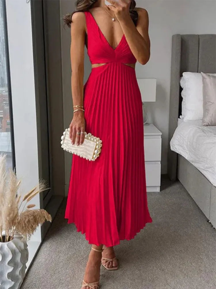Emeline™ | Mia - Elegant V-Neck Pleated Skirt Dress for Women